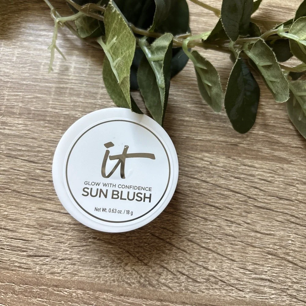 IT COSMETICS Glow with Confidence Sun Blush - Sunlit 10 - 0.63 oz